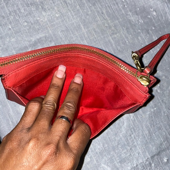 COPY - Coach wristlet - Picture 4 of 7